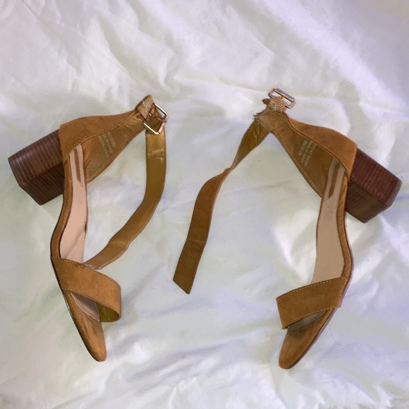 Light Brown Ankle Strap Chunky Heel Shoes - Picture 5 of 8